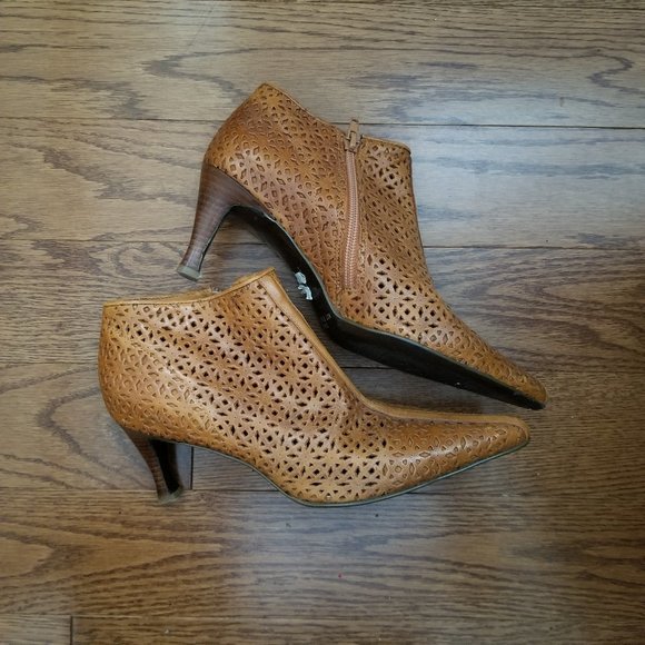 Brown low ankle boots size 6 - Picture 2 of 4